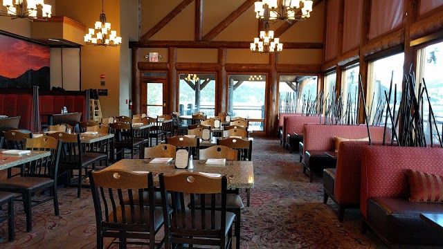 The Waterfront Grille